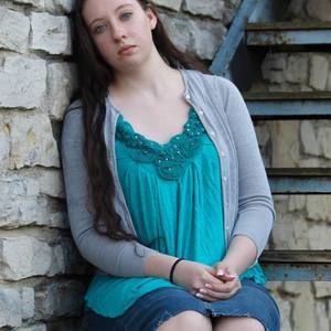 Meet your Posher, Holly